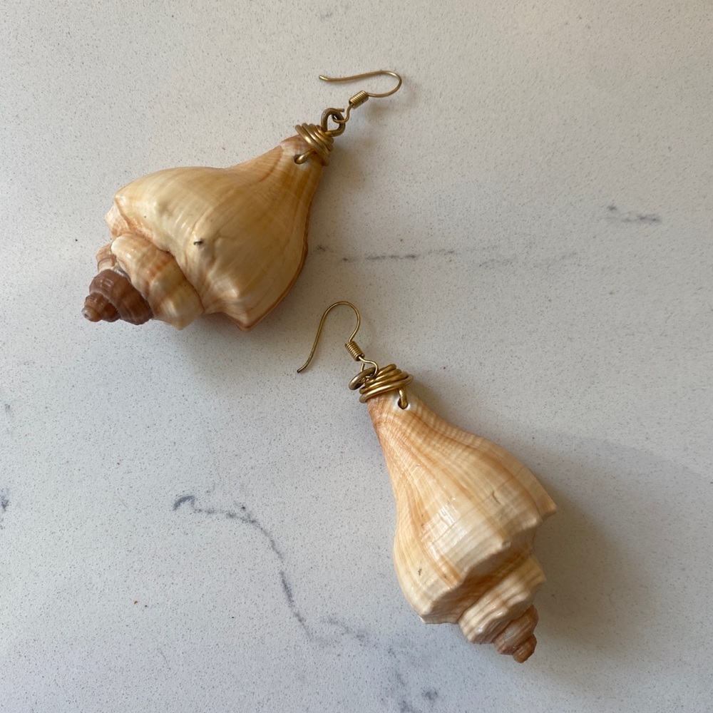 Vintage shell earrings